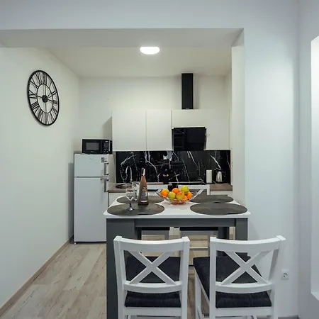 Andela Apartment *